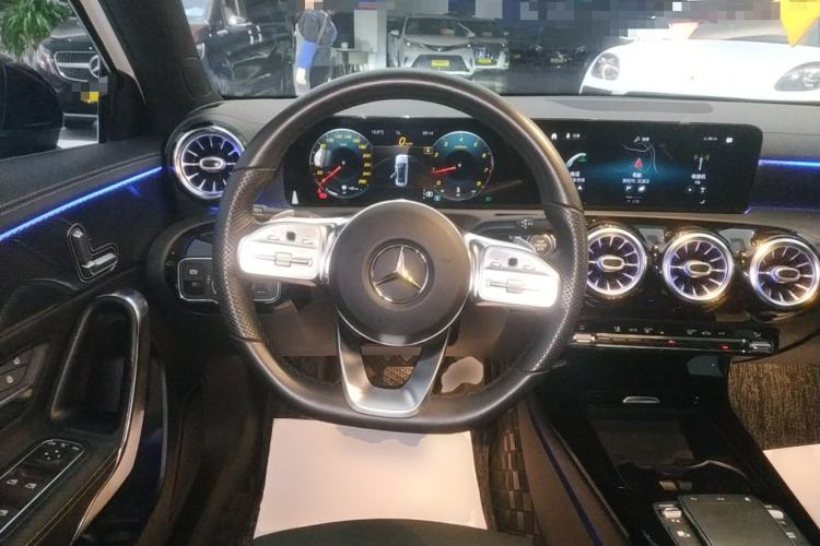 Used Mercedes-Benz A-Class 2021 A 200 L Sport Sedan Fashion Model
