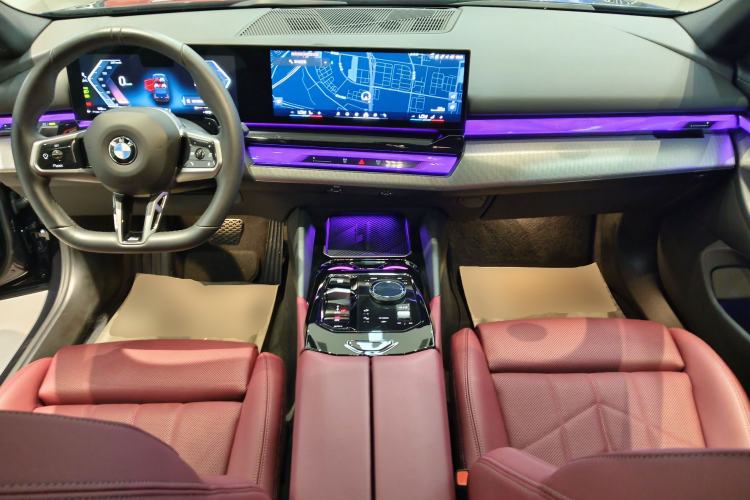 Used BMW 5 Series 2024 530i Leading Model M Sport Package