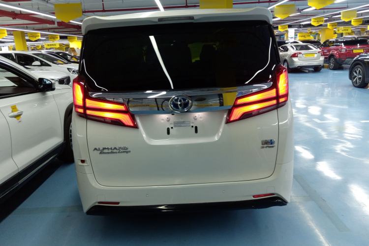 Used Toyota Alphard 2019 Dual-Engine 2.5L Luxury Edition
