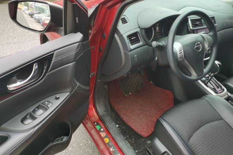 Used Nissan Tiida 2019 1.6L CVT Smart Enjoyment Version China VI Standard
