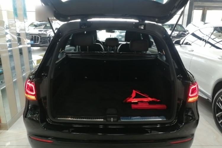 Used Mercedes-Benz GLC 2020 Facelift GLC 260 L 4MATIC Luxury Edition
