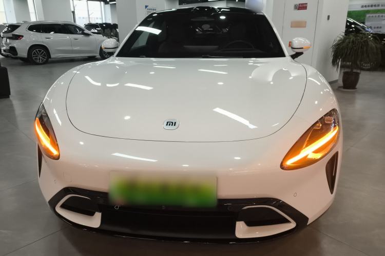 Used Xiaomi Auto SU7 2024 Four-Wheel Drive Ultra-Long Range Advanced Intelligent Driving Max Edition
