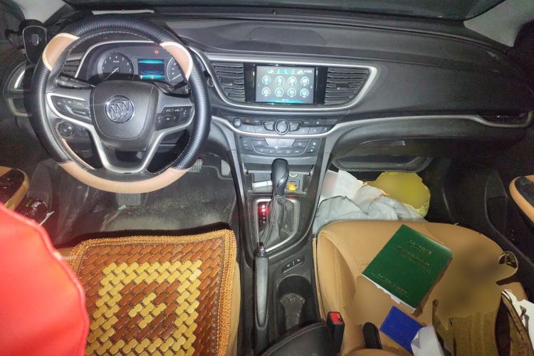 Used Buick Excelle GX 2019 18T Automatic Connected Flagship Version China VI Standard Center Console