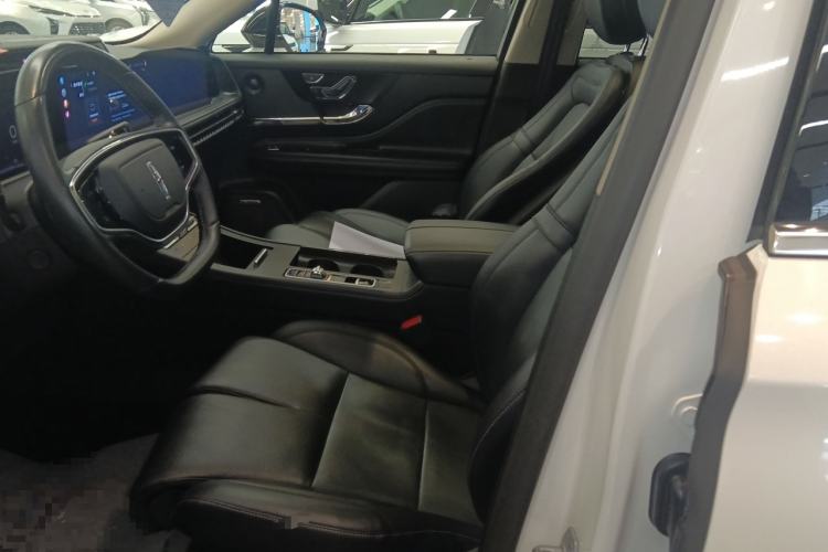 Used Lincoln Corsair 2024 2.0T Four-Wheel Drive Prestige Edition Left Front Seat