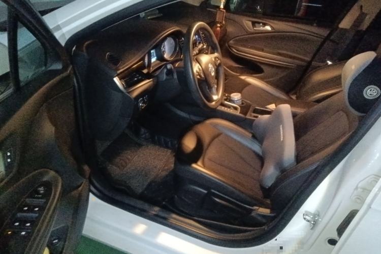 Used Buick Verano 2015 Sedan 20T Dual-Clutch Leading Model