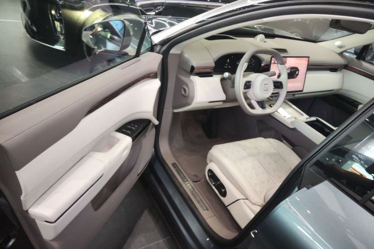 Used Zeekr 7X 2025 100kWh Long-Range All-Wheel Drive Intelligent Driving Version Driver Seat