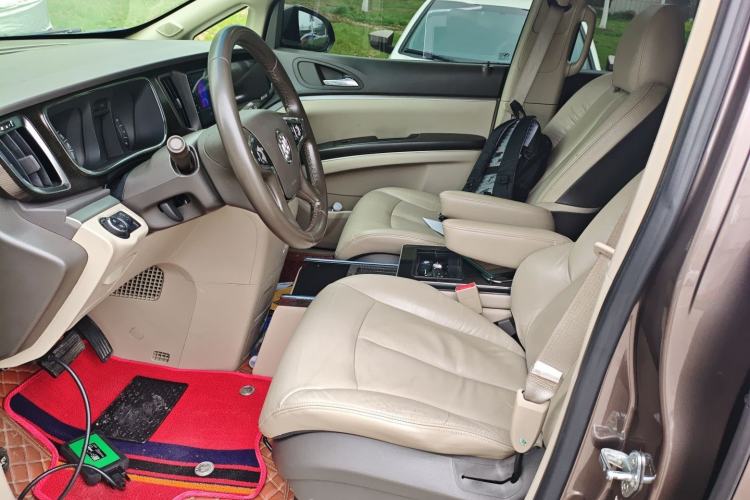 Used Buick GL8 2011 2.4L LT Luxury Business Executive Edition Left Front Seat