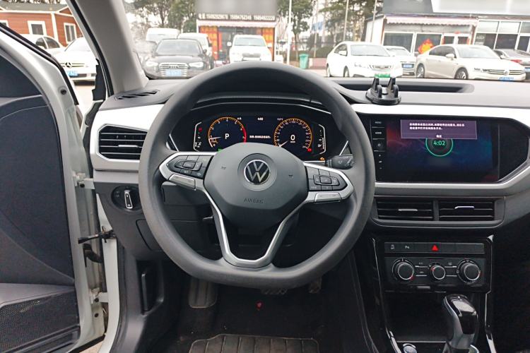Used Volkswagen Tacqua 2023 200TSI DSG Joy-Connect Edition
