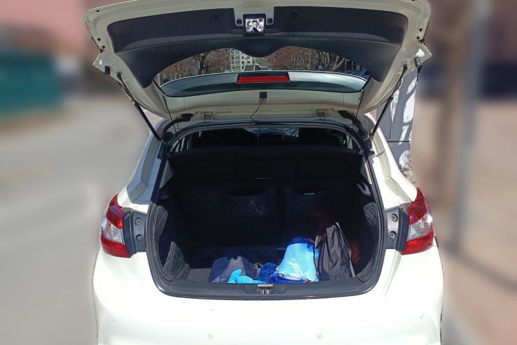 Used Nissan Tiida 2019 1.6L CVT Smart Drive Version China VI Standard Trunk