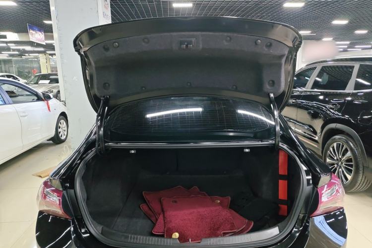 Used Chevrolet Malibu XL 2020 Redline 550T Automatic Sport Edition Trunk