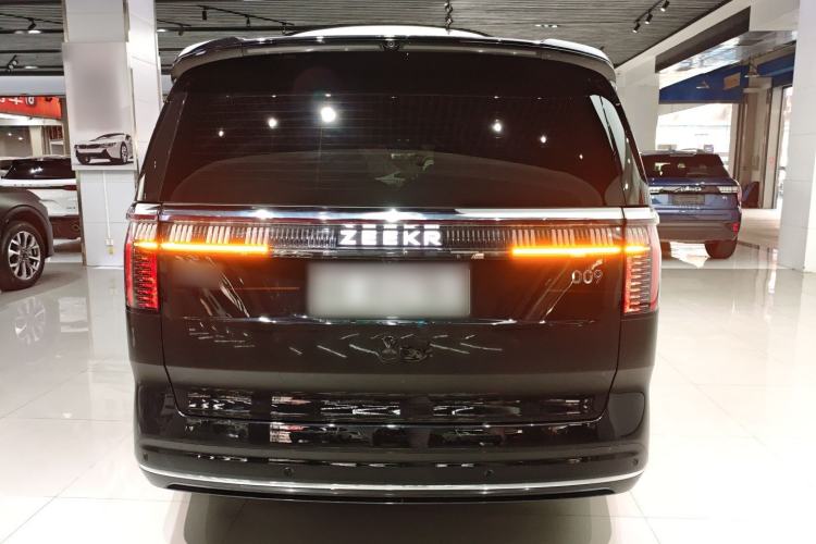 Used Zeekr 009 2024 Six-Seat Executive Version 4WD 108 kWh