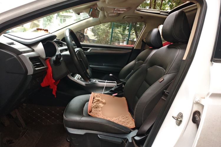 Used Geely Auto Emgrand GL 2018 1.8L Manual Elite Smart Connectivity Version
