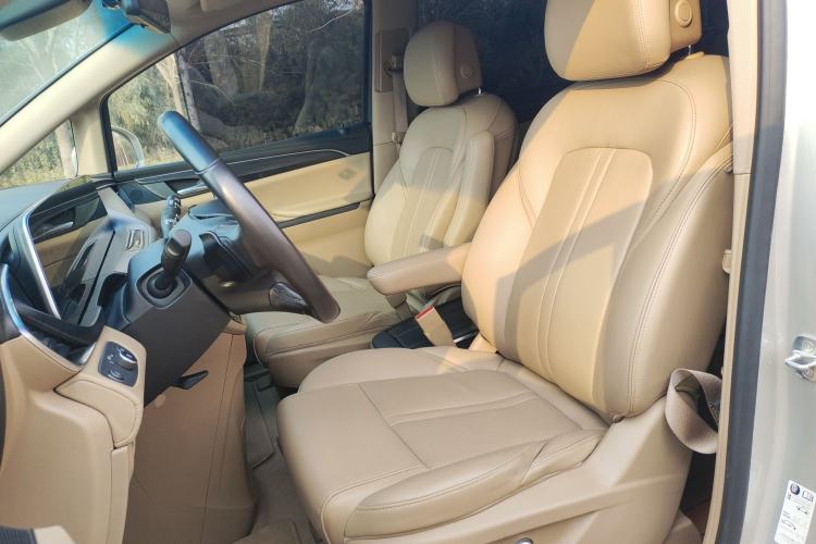 Used Buick GL8 2021 ES Landtrek 653T Luxury Model