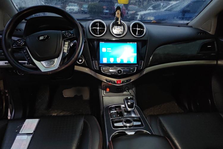 Used BYD S7 2015 2.0T Automatic Flagship Edition
