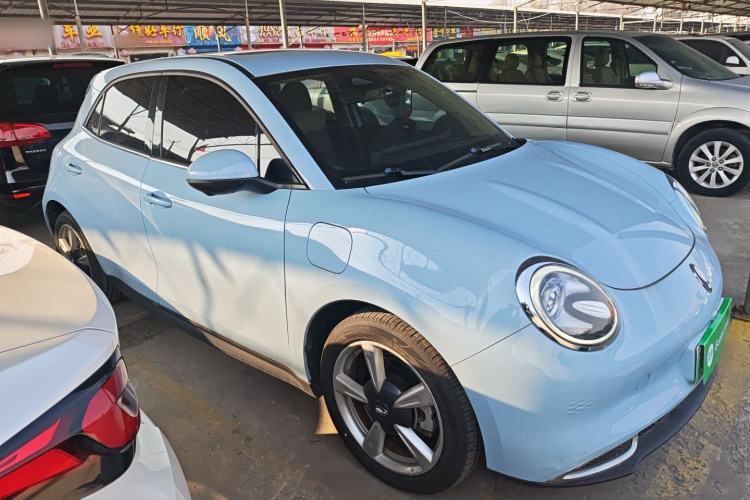 Used ORA Good Cat 2021 400km Standard Range Venus Edition Lithium-Ion Battery Front Right 45 Deg