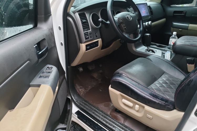 Used Toyota Tundra  Driver Seat