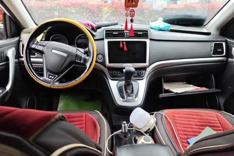 Used Haval H6 2017 Red-Label Sport Edition 1.5T Automatic Two-Wheel Drive Luxury Model Center Console