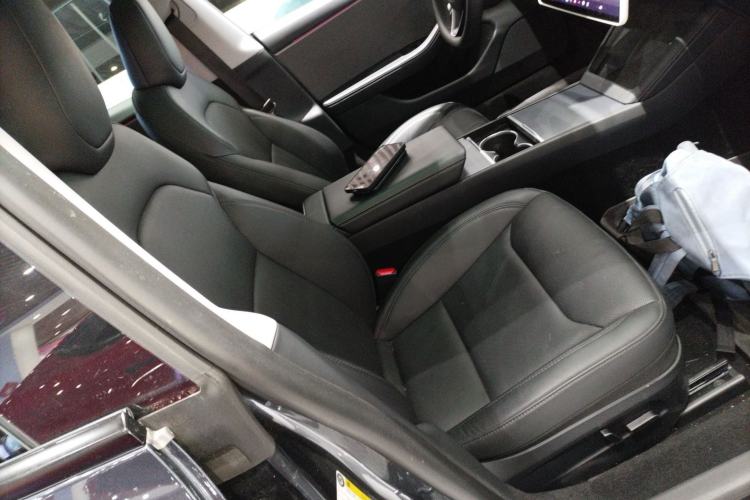 Used Tesla Model 3 2025 Rear-Wheel-Drive Version
