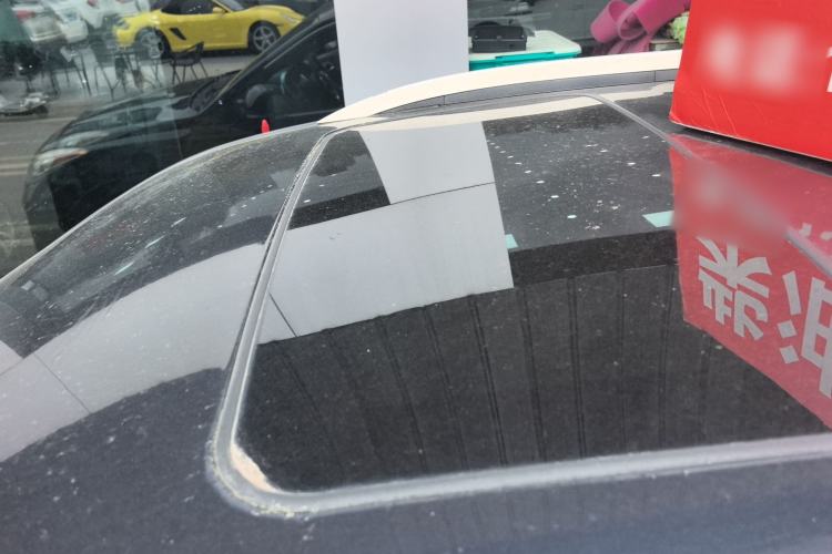 Used JMC Yusheng S350 2014 2.4T Automatic 2WD Diesel Luxury Version with Sunroof 5 Seats