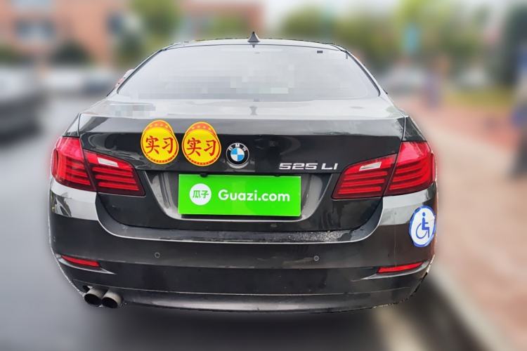 Used BMW 5 Series 2014 525Li Leading Model
