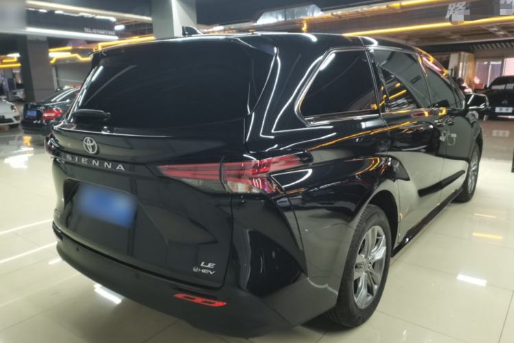 Used Toyota SIENNA 2024 2.5L Hybrid Comfort Edition