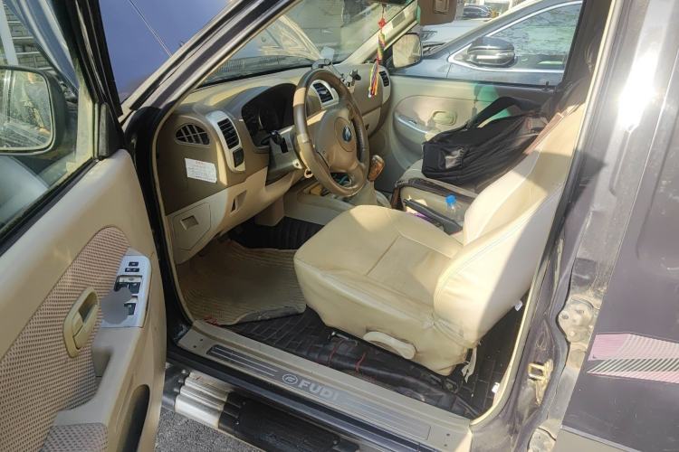 Used Foday Explorer Ⅲ 2011 2.2L Manual Gasoline Version
