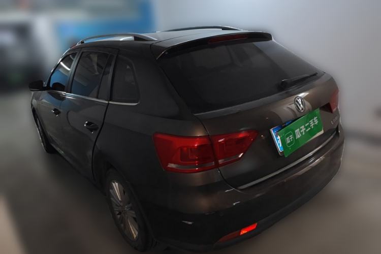 Used Volkswagen Gran Lavida 2014 1.6L Automatic Sport Edition
