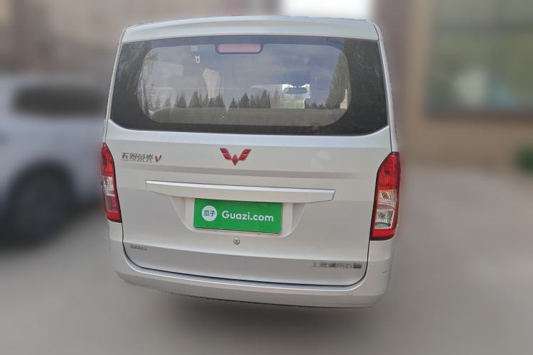 Used Wuling Rongguang V 2018 1.5L Standard Version Rear