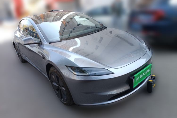 Used Tesla Model 3 2025 Rear-Wheel-Drive Version Front Right 45 Deg