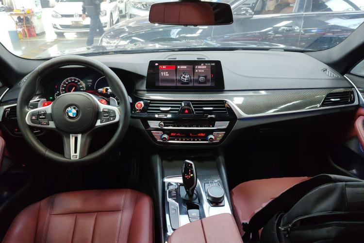 Used BMW 5 Series 2019 Facelifted 530Li Leading Edition M Sport Package
