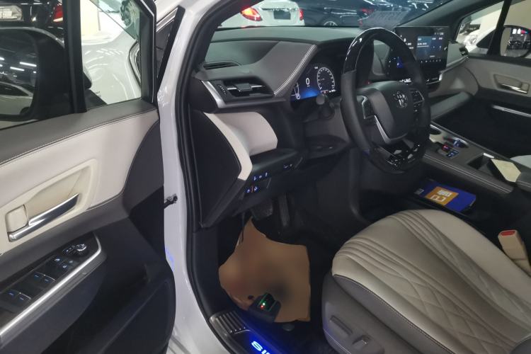 Used Toyota SIENNA 2021 2.5L Hybrid Ultimate Edition
