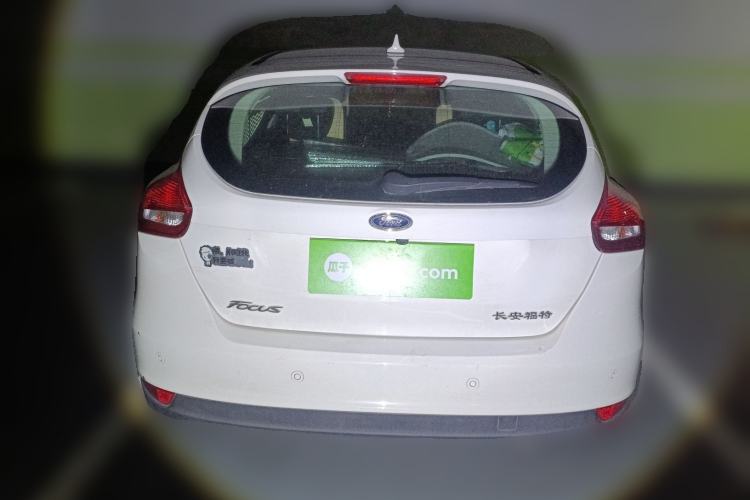 Used Ford Focus 2017 Hatchback 1.6L Automatic Fashion Edition Smart Drive Version
