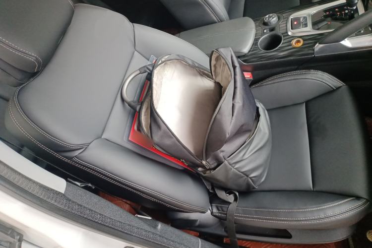 Used Peugeot 3008 2015 1.6THP Automatic Classic Edition Right Front Seat