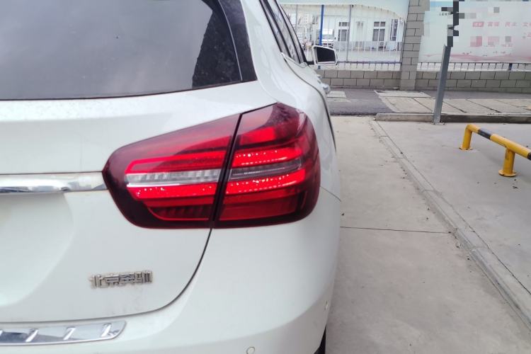 Used Mercedes-Benz GLA 2017 GLA 200 Fashion Model