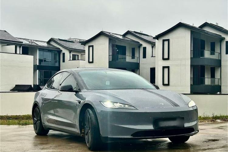 Used Tesla Model 3 2023 Rear-Wheel-Drive Version