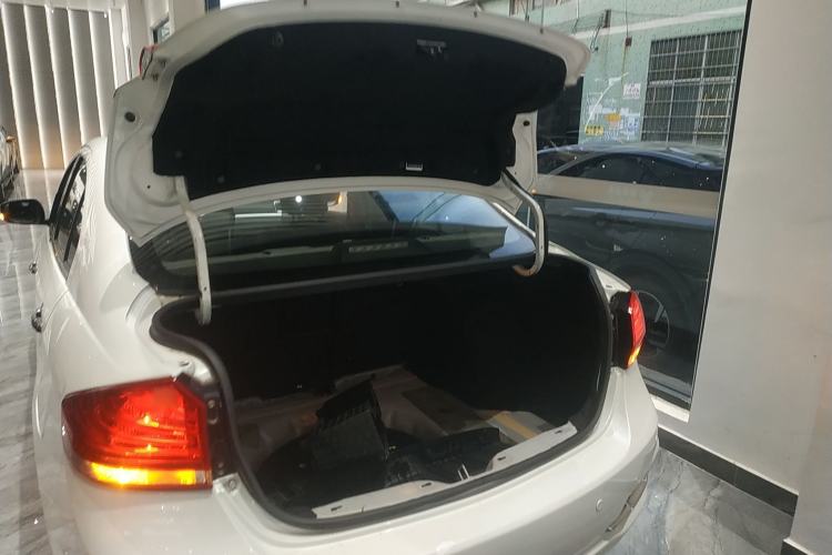 Used Suzuki Alivio 2015 1.6L Automatic Enjoyment Model
