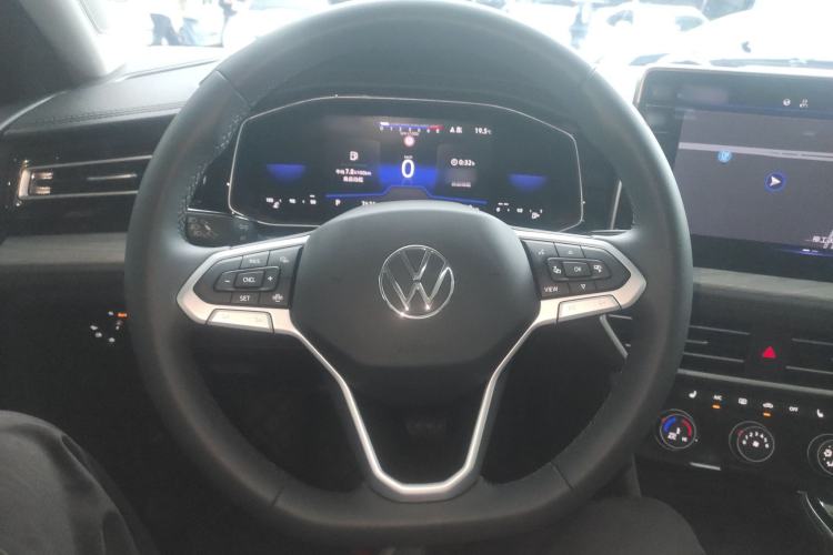 Used Volkswagen Sagitar 2025 300TSI DSG Excellence Edition Steering Wheel