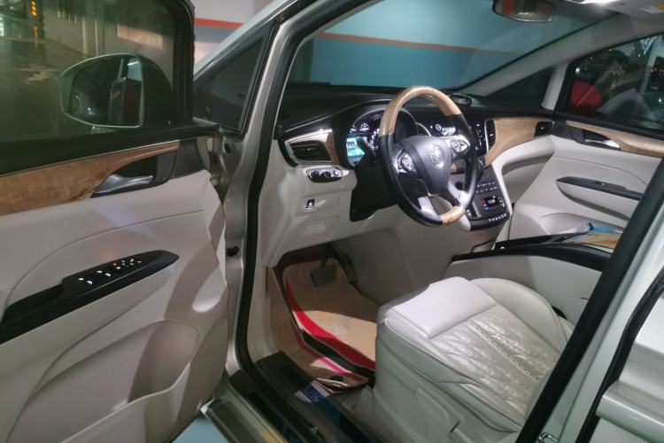 Used Buick GL8 2018 ES 28T Comfort Model China VI Standard