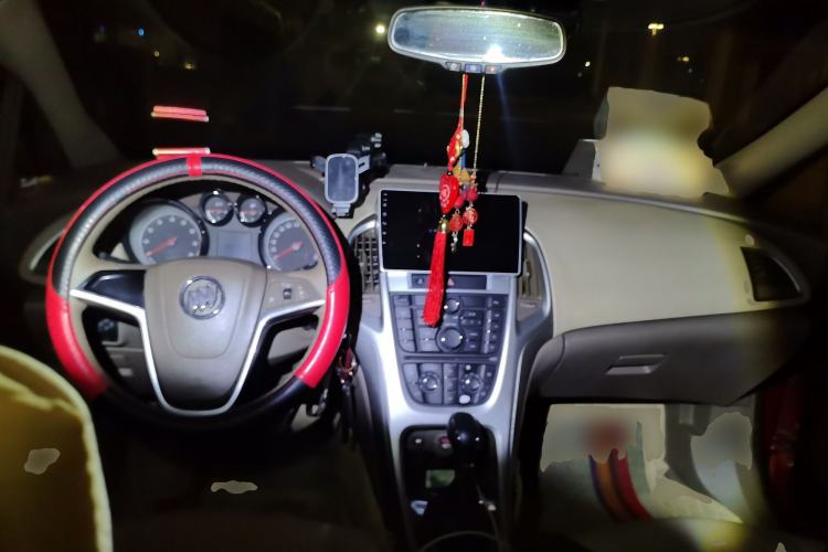 Used Buick GT 2011 GT 1.8L Automatic Fashion Edition Leather Model