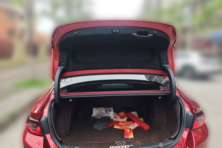 Used Mazda 3 Axela 2022 2.0L Automatic Zhiya Edition Trunk