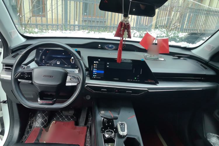 Used Oshan Z6 2023 Blue Whale 1.5T DCT Smart Edition