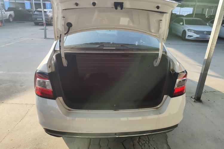 Used Skoda Rapid 2018 1.6L Manual Comfort Edition