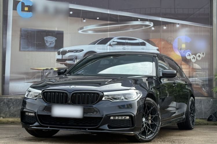 Used BMW 5 Series 2018 Restyled 530Li Leading Edition M Sport Package