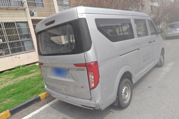 Used CHANGAN KUAYUE Xing V3 2023 1.5L Gasoline Standard Model 6-Seater Passenger Vehicle
