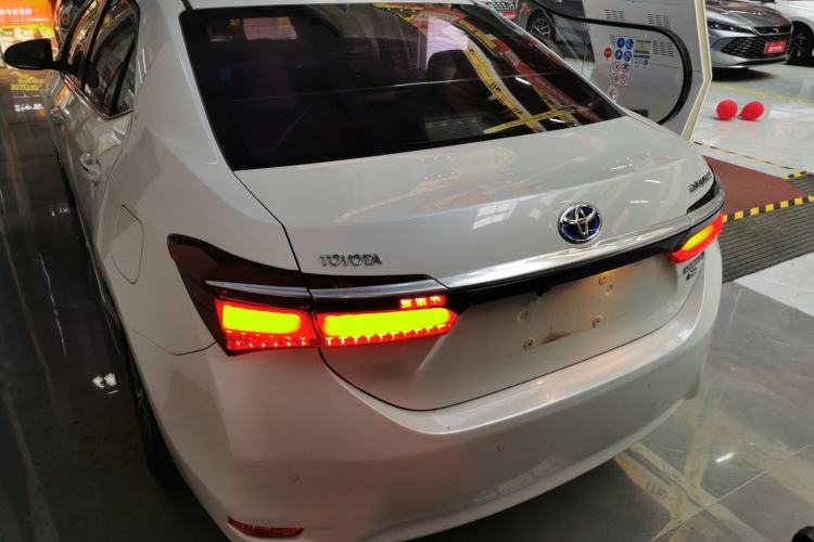 Used Toyota Corolla 2017 Revised Dual-Engine 1.8L E-CVT Elite Edition