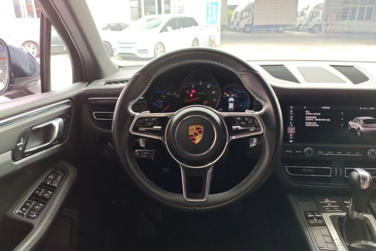 Used Porsche Macan 2018 Macan 2.0T