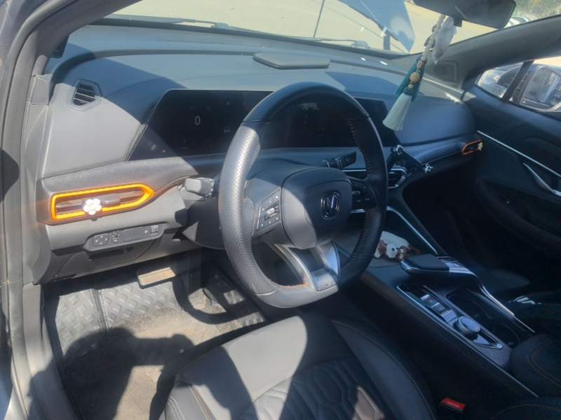 Used CHANGAN UNI-T 2022 2.0T Prestige Version — 9