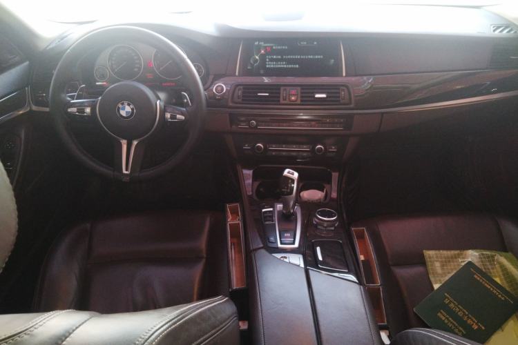 Used BMW 5 Series 2014 525Li Luxury Design Package

