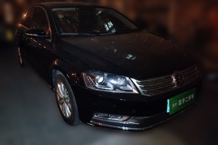 Used Volkswagen Magotan 2013 1.8TSI Luxury Model Front Right 45 Deg