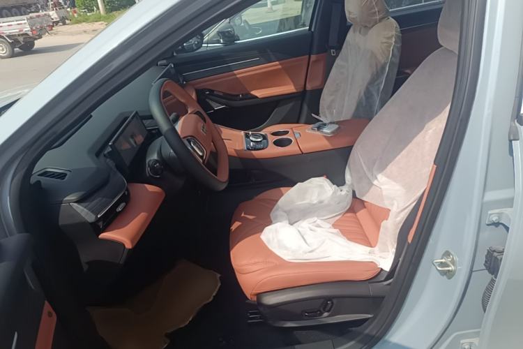 Used Geely Galaxy L6 2025 EM-i 140km Explorer+ Edition
